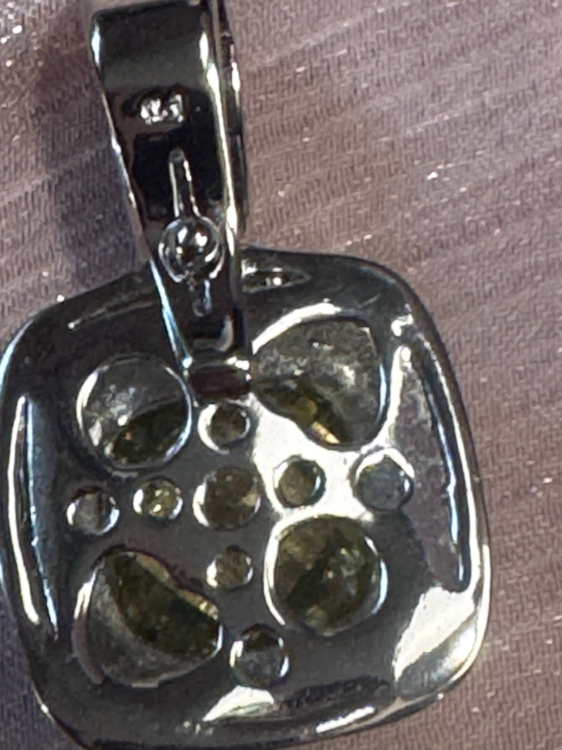 Vintage Inspired Olive Green Statement Pendant 💚