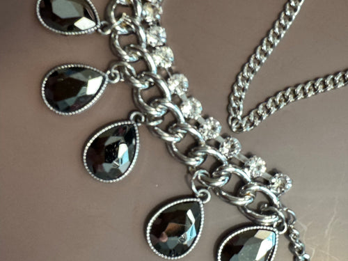 Black Teardrop Statement Necklace – Silver Chain with Rhinestone Detail – Bold Vintage Style Bib Necklace