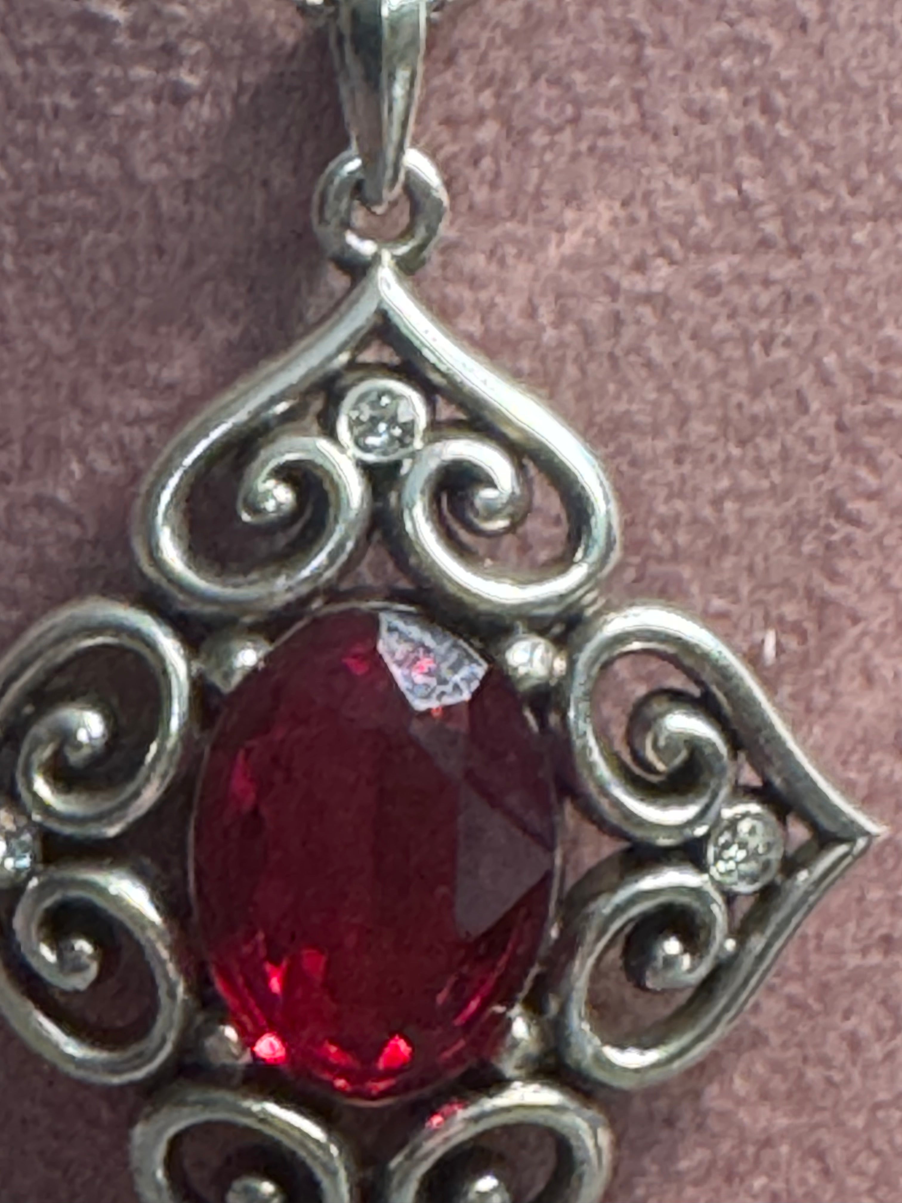 🌹 Brighton Red Gemstone Pendant Necklace