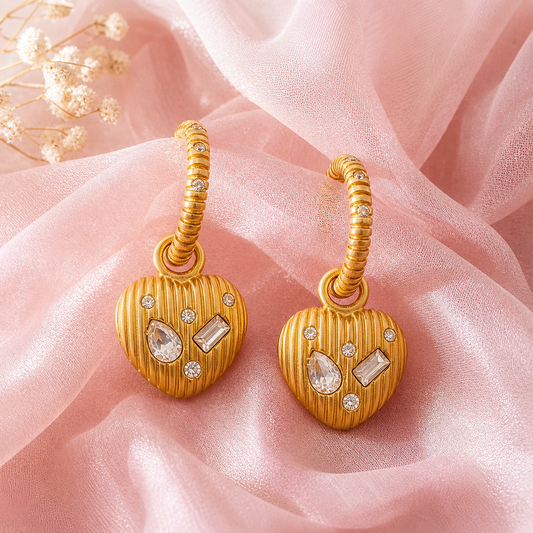 heart necklace, gold jewelry set, heart earrings, romantic jewelry, womens jewelry, gift for her, vintage style, gold pendant, dainty jewelry